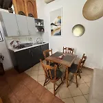 Lily Apartman