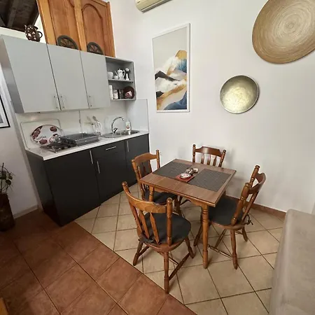 Lily Apartament